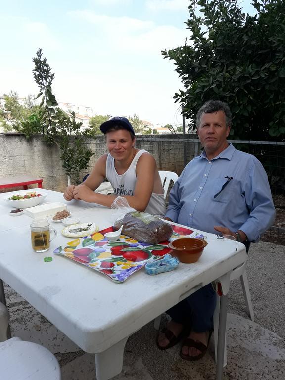 Yaakov'S Apartment Migdal Ha'Emeq ภายนอก รูปภาพ