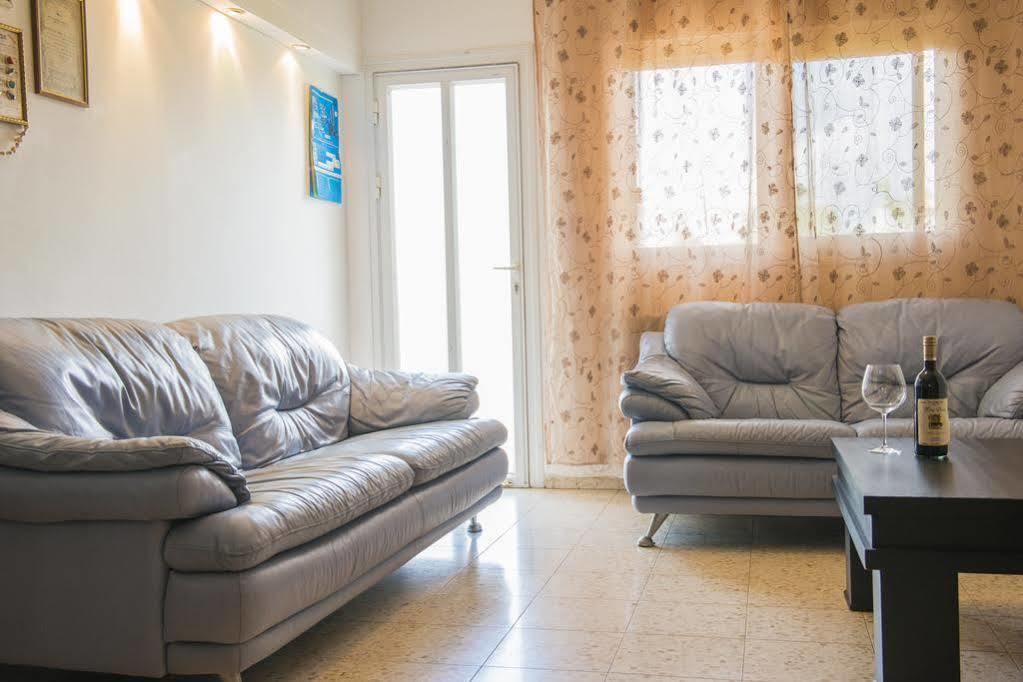 Yaakov'S Apartment Migdal Ha'Emeq ภายนอก รูปภาพ
